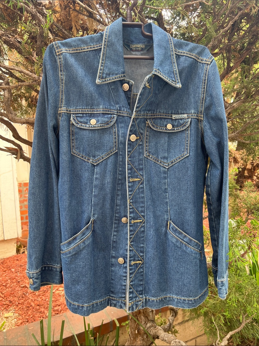 American People Rampage Clothing Co Vintage Classic Denim Jean Jacket in‎ Blue M